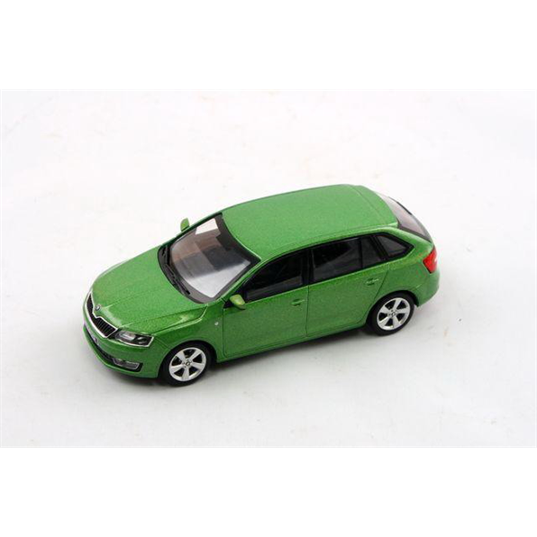 Skoda Rapid Spaceback (2013) Rallye Green Metallic