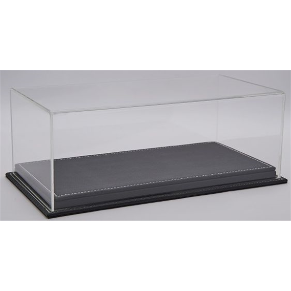 Mulhouse 1:8 Display Case w/Carbon Black Leather Base