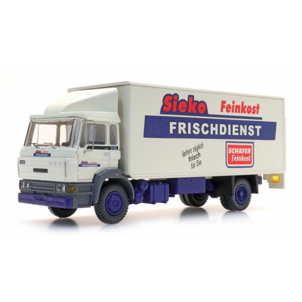 DAF Tilt Cab Box Van 'Sieko Frischdienst' 1:87 Plastic Model, Painted