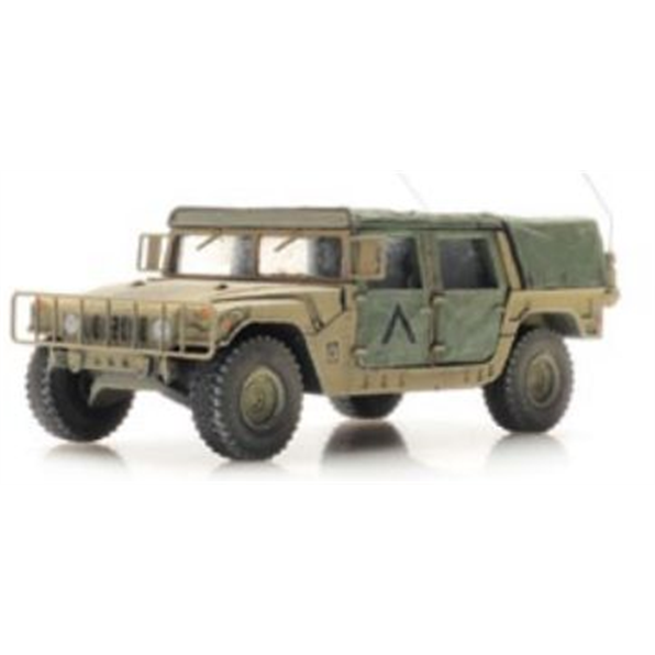 Humvee Desert Jeep (US) ready 1:87