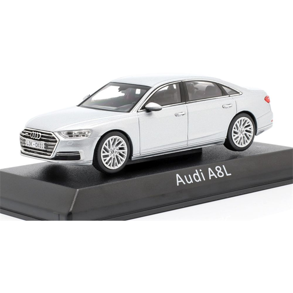 Audi A8L silver (iScale)
