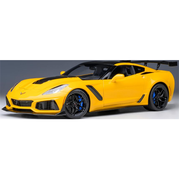 Chevrolet Corvette ZR1 2019 Corvette Racing Yellow Tintcoat (Full Openings)
