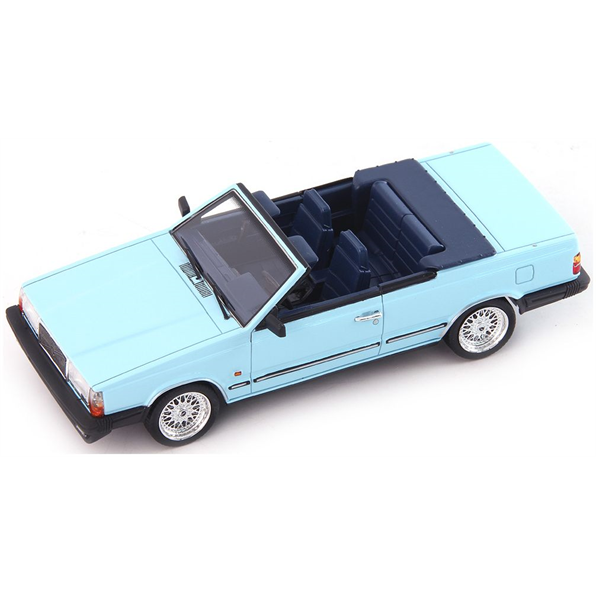 Volvo 760 GLE Mellberg Light Blue