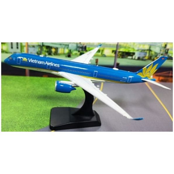 Airbus A350-941 VN-A899 Vietnam Airlines Detachable Gear