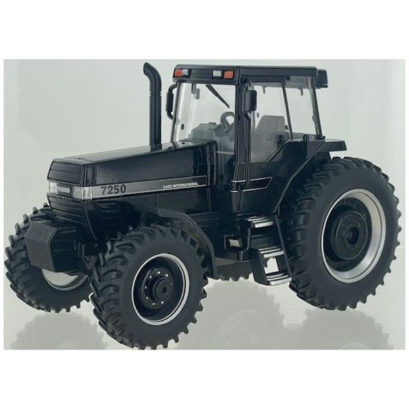Case IH Magnum 7250 Black
