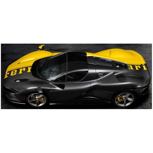 Daytona SP3 599+1 Closed Roof 2022 w/Showcase Giallo Modena/Carbon