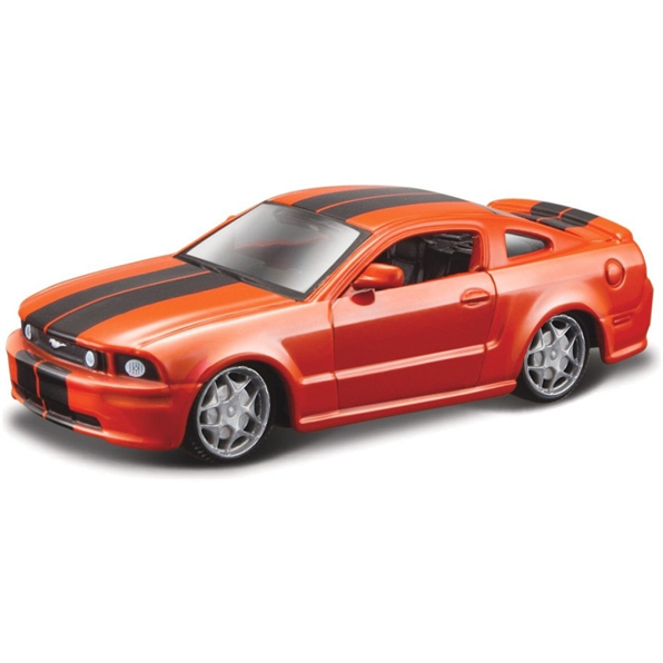 Ford Mustang GT 2006 Orange/Black