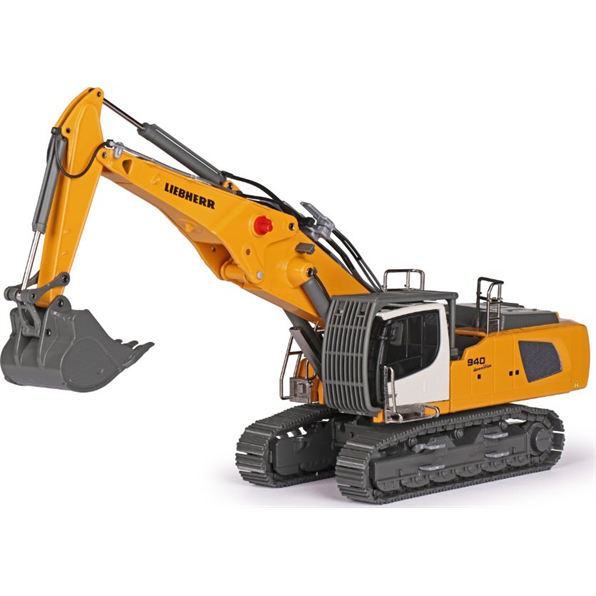 Liebherr R940 Demolition Excavator