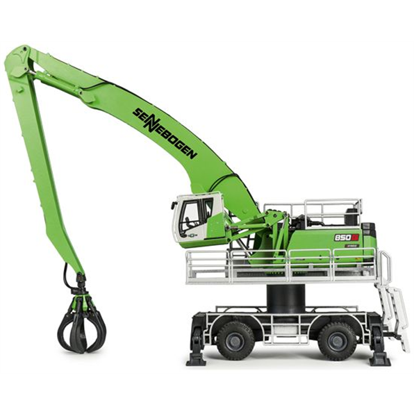 Sennebogen 850G Mobile Material Handling Machine w/Pylon