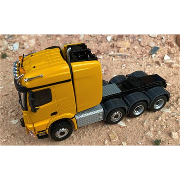 Mercedes Benz SLT Arocs Stream Space 2.3 Heavy Duty Tractor Yellow