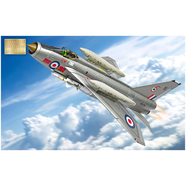 English Electric Lightning F.6 XR726/N RAF #5 Sqn Binbrook Wing RAF Leconfield 1973