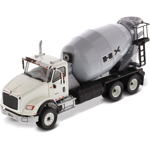 International HX615 Concrete Mixer