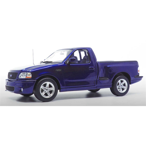 Ford F-150 SVT Lightening 2003 Blue