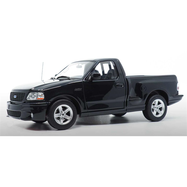 Ford F-150 SVT Lightening 2003 Black