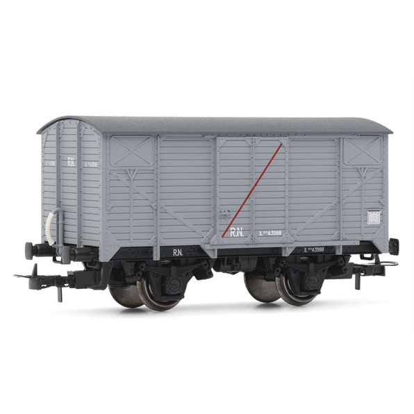 R.N., 'Unificados', closed wagon, light gr ey with red transversal stripe 'vag?n aisl