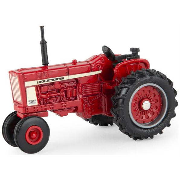 Farmall 806 Tractor