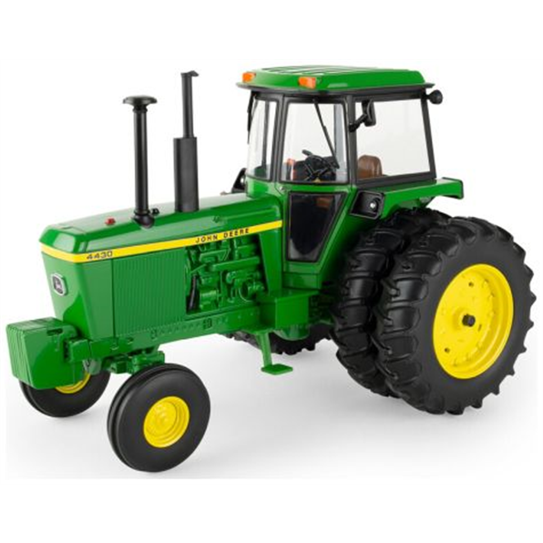 John Deere 4430 w/Duals Prestige Collection