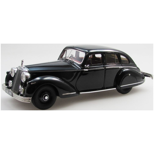 Invicta Black Prince Saloon Charlesworth w/Separate Lights/Bumpers Black 1947