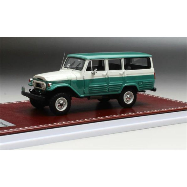 Toyota FJ45LV LC Green/White 1966