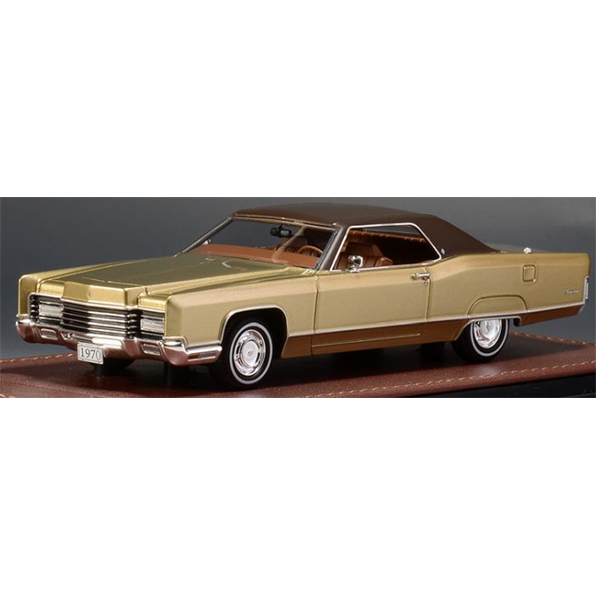Lincoln Continental Coupe Medium Gold Irid 1970