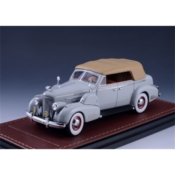 Cadillac V16 Series 90 Fleetwood Sedan 1938 Convertible Grey Closed top