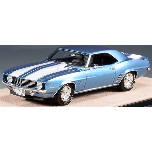 Chevrolet Camaro Z28 Glacier Blue Metallic 1969