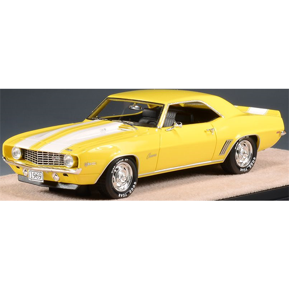 Chevrolet Camaro Z28 Daytona Yellow 1969