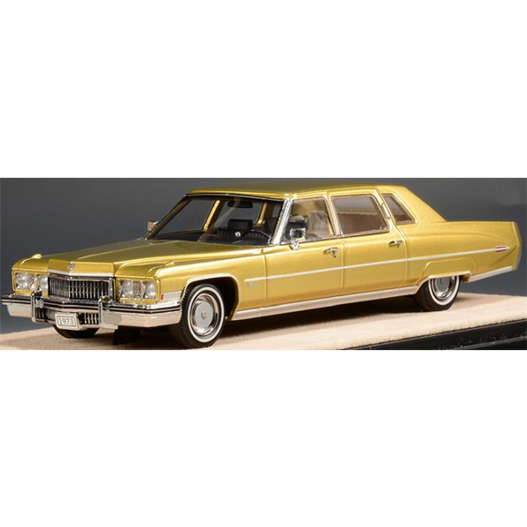 Cadillac Fleetwood 75 Limousine Gold Renaissance Poly 1973