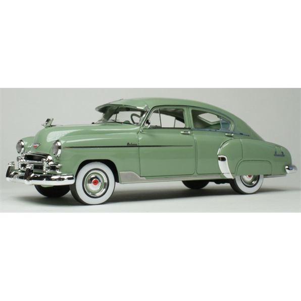 Chevrolet Fleetline DeLuxe 4dr Mist Green