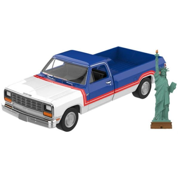 Dodge RAM 1981 America 250 Edition w/Big Statue of Liberty Figure