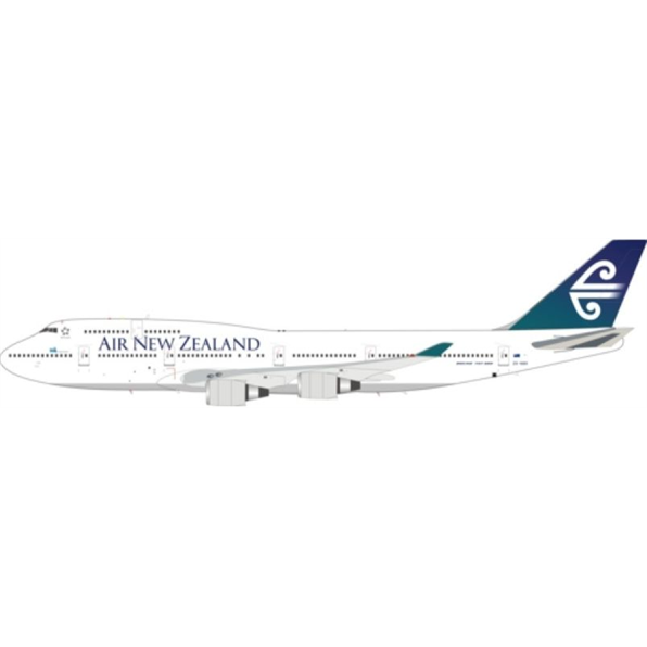 Boeing 747-419 Air New Zealand ZK-NBV and Collectors Coin w/Stand