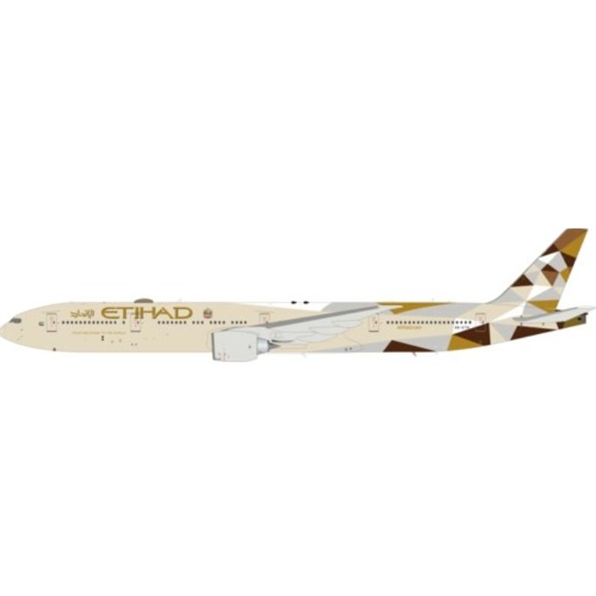 Boeing 777-3FX/ER Etihad Airways A6-ETH with Stand