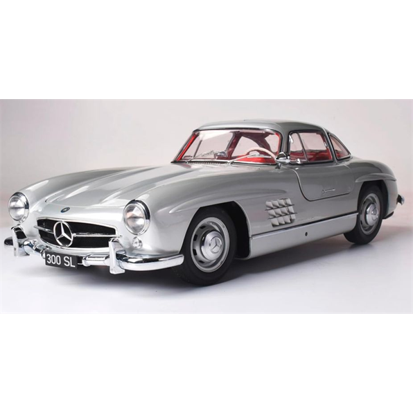 Assembled Mercedes 300SL Silver White Box w/Polyfoam shell