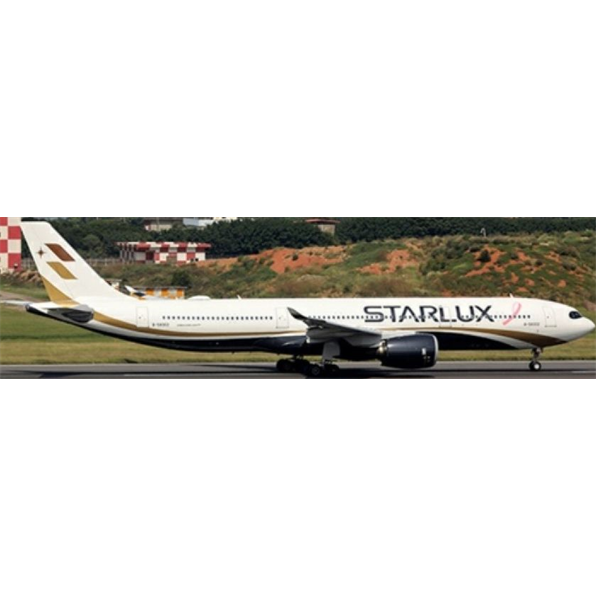 Airbus A330-900NEO Starlux Airlines Pink Ribbon B-58302 w/Antenna