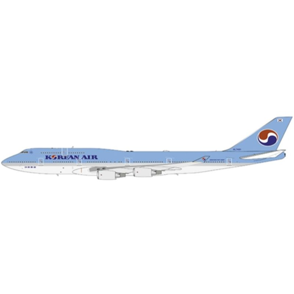 Boeing 747-400 Korean Air HL7461 w/Antenna