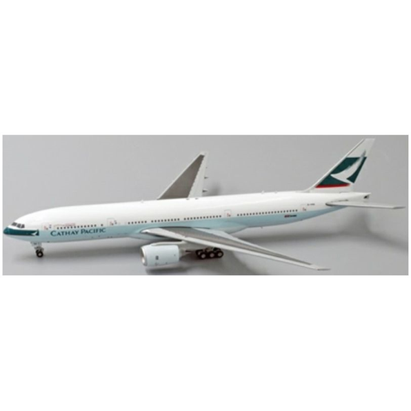 Boeing 777-200 B-HNA w/Antenna
