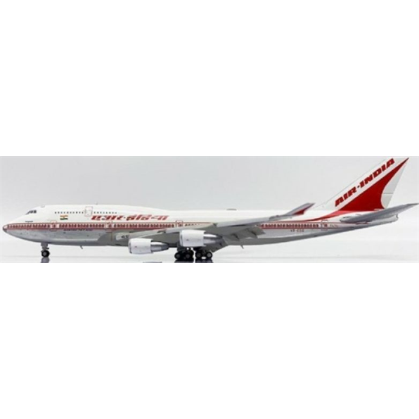 Boeing 747-400 Air India VT-ESO w/Antenna