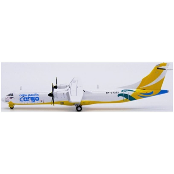 ATR72-500F CEBU Pacific Cargo RP-C7252 w/Antenna