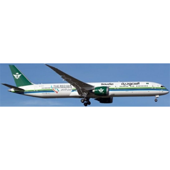 Boeing 787-10 Dreamliner Saudi Arabian Airlines HZ-AR33 Flaps Down w/Antenna