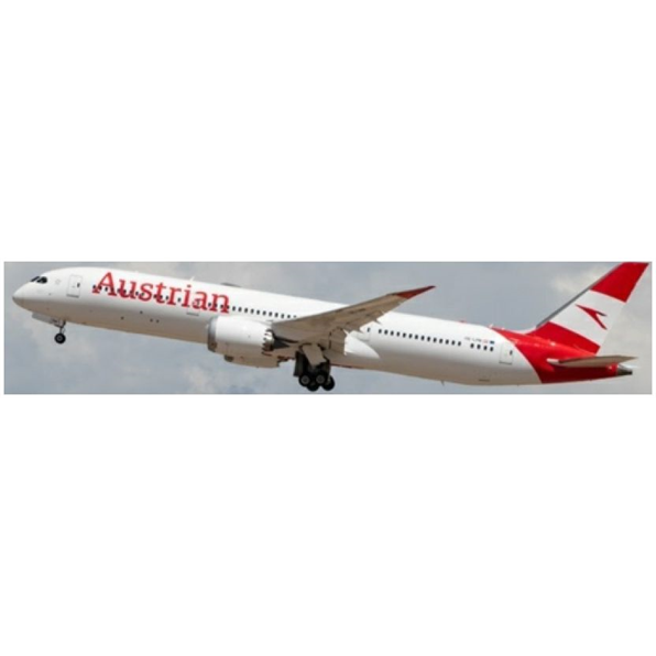 Boeing 787-9 Dreamliner Austrian Airlines OE-LPM Flaps Down w/Antenna