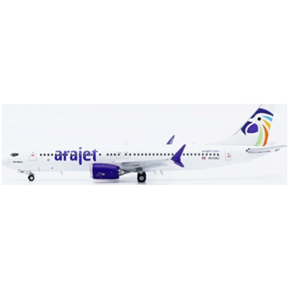 Boeing 737 MAX 8 Arajet HI1082 w/Antenna