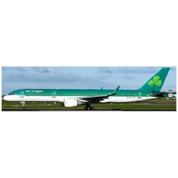 Boeing 757-200 Aer Lingus EI-LBT w/Antenna