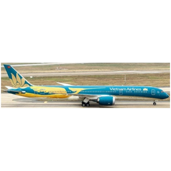 Boeing 787-9 Vietnam Airlines Chim Lac VN-A868 Flaps Down w/Antenna