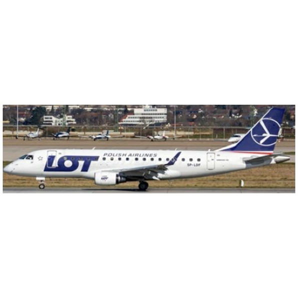 Embraer ERJ-170LR LOT Polish Airlines SP-LDF w/Antenna