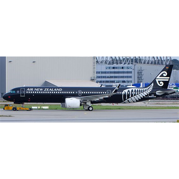 Airbus A321NEO Air New Zealand All Blacks Livery ZK-NNA with Antenna