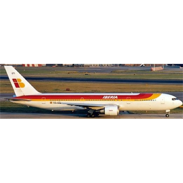 Boeing 767-300(ER) Iberia EC-GTI w/Antenna