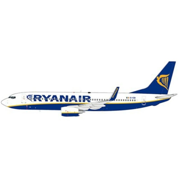 Boeing 737-800 Ryanair EI-EBI w/Antenna