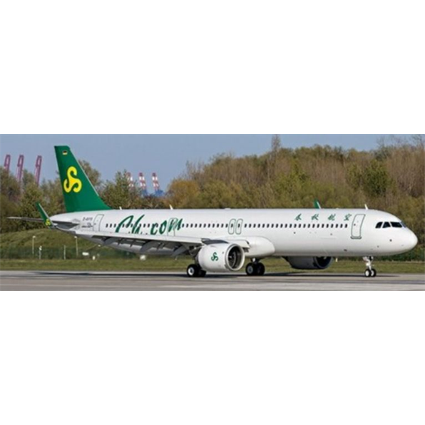 Airbus A321NEO Spring Airlines B-30EU with Antenna