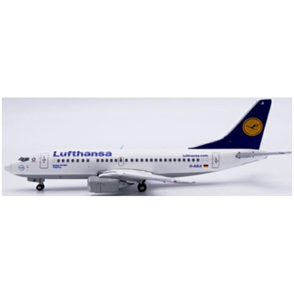 Boeing 737-500 Lufthansa D-ABJI w/Antenna