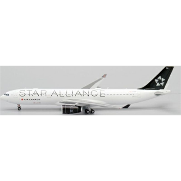 Airbus A330-300 Air Canada Star Alliance C-GEGP w/Antenna